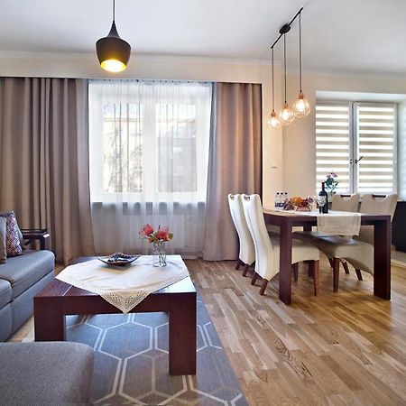 Niepodleglosci Serviced Apartments Варшава Екстериор снимка