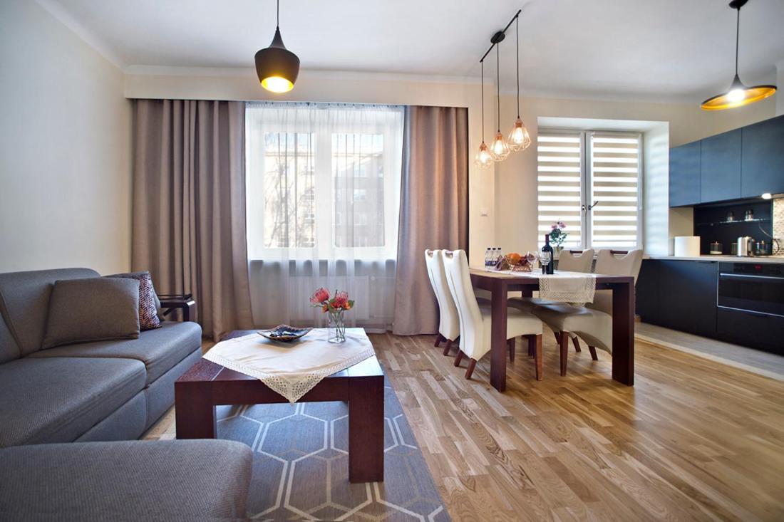 Niepodleglosci Serviced Apartments Варшава Екстериор снимка